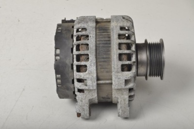 Volvo xc40 2 2.0 t5 генератор 31489212 2019r фото №1