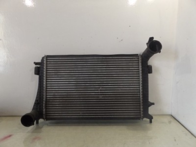 Passat b6 1,9tdi интеркулер фото №1