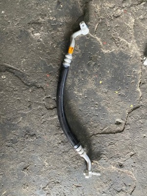 118 jeep grand cherokee wk2 шланг кондиционера фото №1