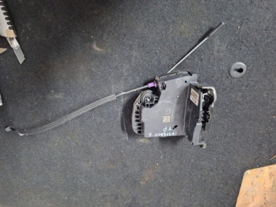 Opel insignia b kombi замок двері правий задня 13598385 фото №1