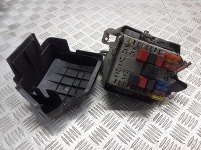 SKRZYNKA BEZPIECZNIKÓW FIAT DOBLO 1.9 D