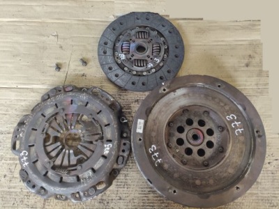 Mercedes sprinter w906 2.2 cdi 651 колесо двухмассовый сцепление диск прижим фото №1