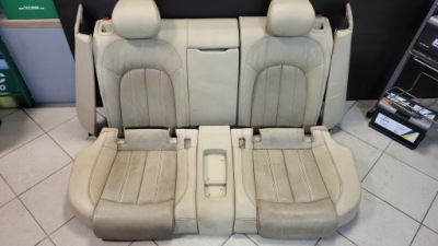 Заднє сидіння задня audi a6 c7 sedan фото №1