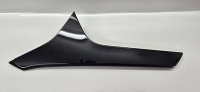 Audi q4 молдинг кришки багажника ліва фото №1