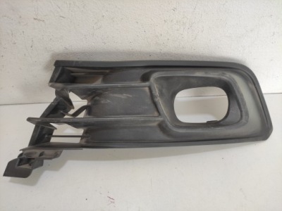 Renault captur lift решётка перед левая 261a39427r фото №1