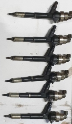 Инжектор opel 1,7 cdti 8973762703 фото №1