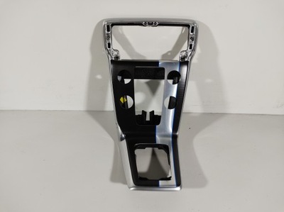 Volvo v40 12- рамка радио панель обдув фото №1