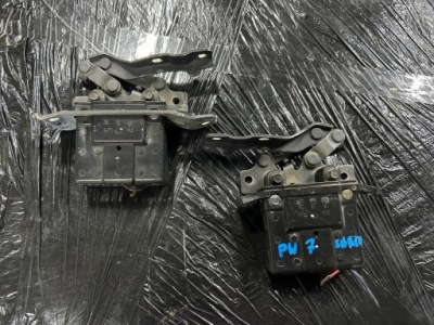 Hyundai santa fe iii петлі капот комплект лівий правий патрони фото №1