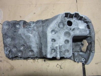 Mercedes w211 піддон масляна 6460142102 sprinter фото №1