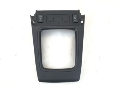 Subaru forester 13- панель рамка передач 92121sg010 фото №1