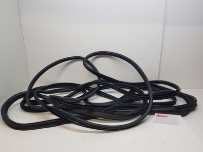 Kia venga ix20 прокладка дверь правый задняя 2009- фото №1