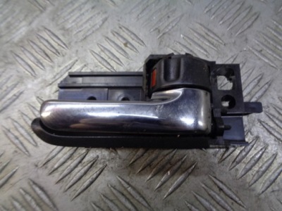 Ручка права передня внутрішня avensis t25 фото №1