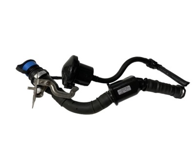 Mercedes w205 заливная горловина adblue фото №1