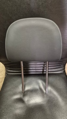 Audi q5 fy подголовник подголовники правый перед фото №1