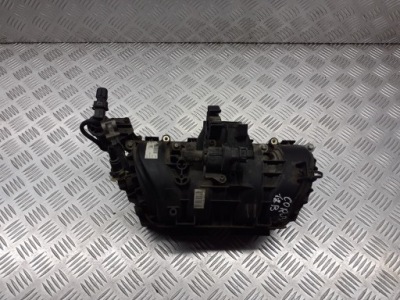 Колектор всмоктуючий opel corsa c 1.2 55559836 фото №1