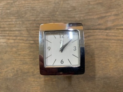 Mercedes e w212 lift годинник консолі центральної фото №1