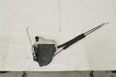 Toyota c-hr chr замок дверь правый перед фото №1