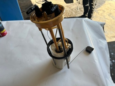 Vw amarok 2,0 tdi насос топлива 2h0919050a фото №1