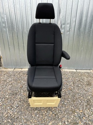 Сиденье сиденья пассажира mb sprinter 907 фото №1