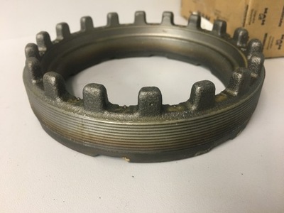 Гайка кільце диференціал міст man m 142 фото №1