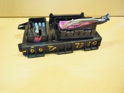 Opel модуль коробка запобіжників bsi 13206755 hc фото №1