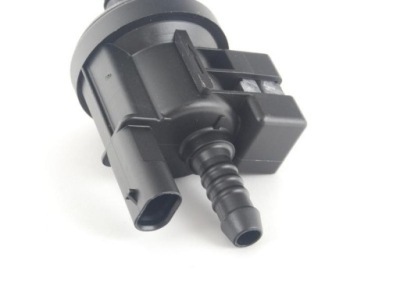 Клапан vag do audi r8 2007-2015 оригинальный 06h906517b фото №1