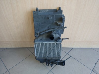 Toyota iq 1.4 d4d радіатор повітря інтеркулер фото №1