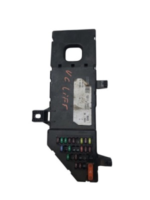 Коробка запобіжників opel vectra c рестайлінг  13193590 фото №1