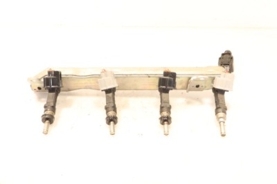 Молдинг упорскування toyota yaris 2 1.3 фото №1