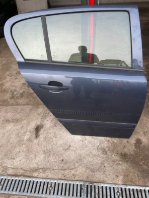 Дверь правый задний  opel astra h z168 hb фото №1
