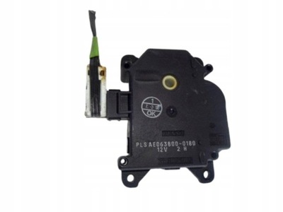Моторчик обігрівача toyota yaris ii 063800-0180 фото №1