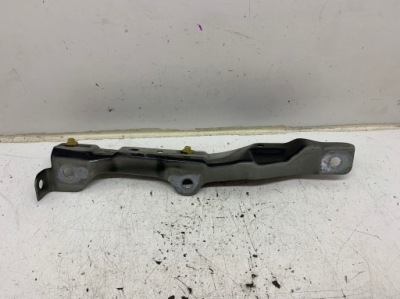 Кронштейн кронштейн крила правий перед 641345024r renault clio iv 12-16 фото №1