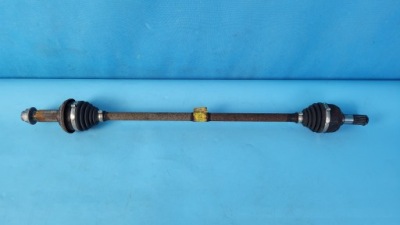 Kia sorento iv 1.6 t-gdi 20r привідний вал правий задня 49601-p2000 фото №1