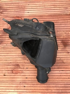 Корпус фильтра воздуха audi a6 c6 059133835e фото №1