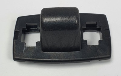 Кронштейн кронштейн козырёк mercedes w177 фото №1