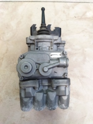 Клапан главный тормозной man tgl tgm 81521306305 фото №1