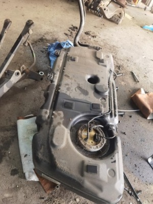 Mini countryman r60 paceman r61 2.0 sd бак топлива 9808453 фото №1