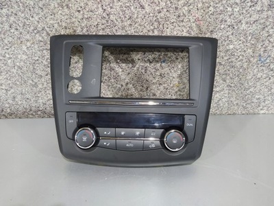 Renault kadjar климатроник рамка дисплея фото №1