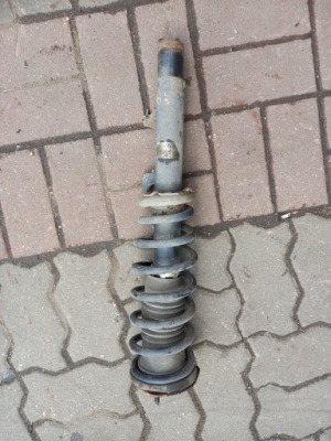 Амортизатор перед правая  mazda 6 2.3b 03r фото №1