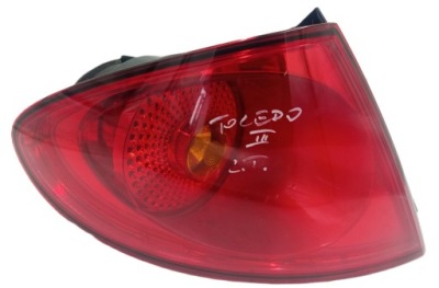 Лампа задняя левая seat toledo iii 5p5945095b 5p5945111 фото №1