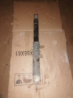 Амортизатор задняя clio iv 562109815r фото №1