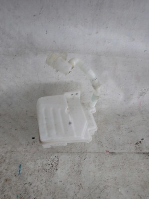 Vw golf v 03- бак распылителя фото №1