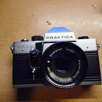 Aparat Praktica MTL 5B obiektyw Domiplan 2,8/50