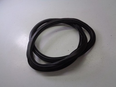 Прокладка двері правий задня jeep renegade 1.4 multiair przed lift 2017 rok фото №1