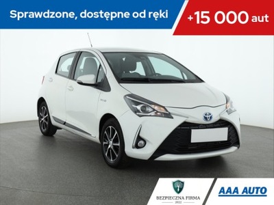 Toyota Yaris 1.5 Hybrid, Salon Polska, Automat