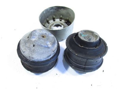 Подушка двигуна mercedes w203 1.8 k фото №1