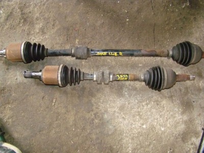 Nissan note e11 1.4 b 16v приводной вал правая kpl. фото №1