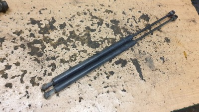 Hyundai coupe ii амортизатори кришки задня комплект фото №1