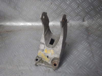 Citroen c6 peugeot 407 607 2.7 hdi кронштейн двигателя фото №1