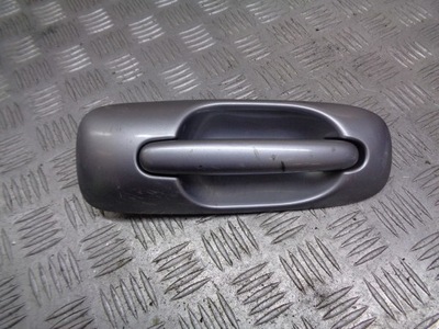 Ручка права передня зовнішня dodge caravan фото №1